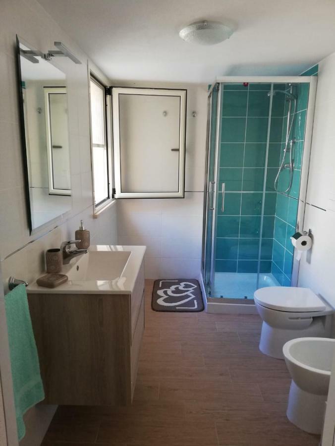 Il Quarzo Villa Cabras Ngoại thất bức ảnh